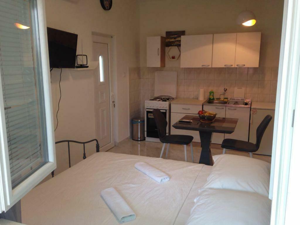 Apartments Majic Kaštela Esterno foto